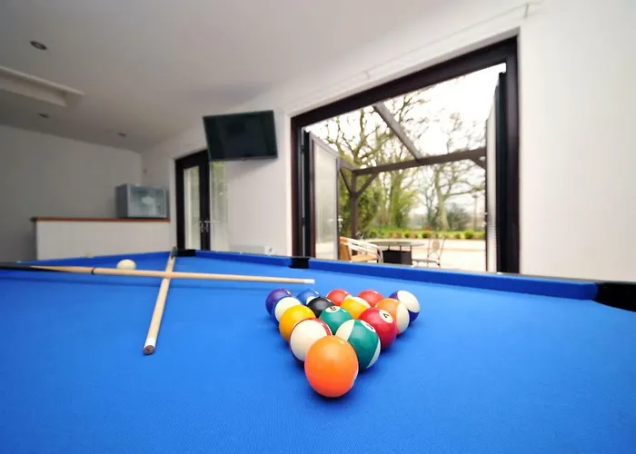 The Manse 6 Bedroom Holiday Home