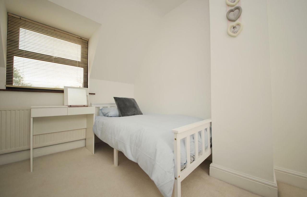 Holiday home The Manse 6 Bedroom Holiday *