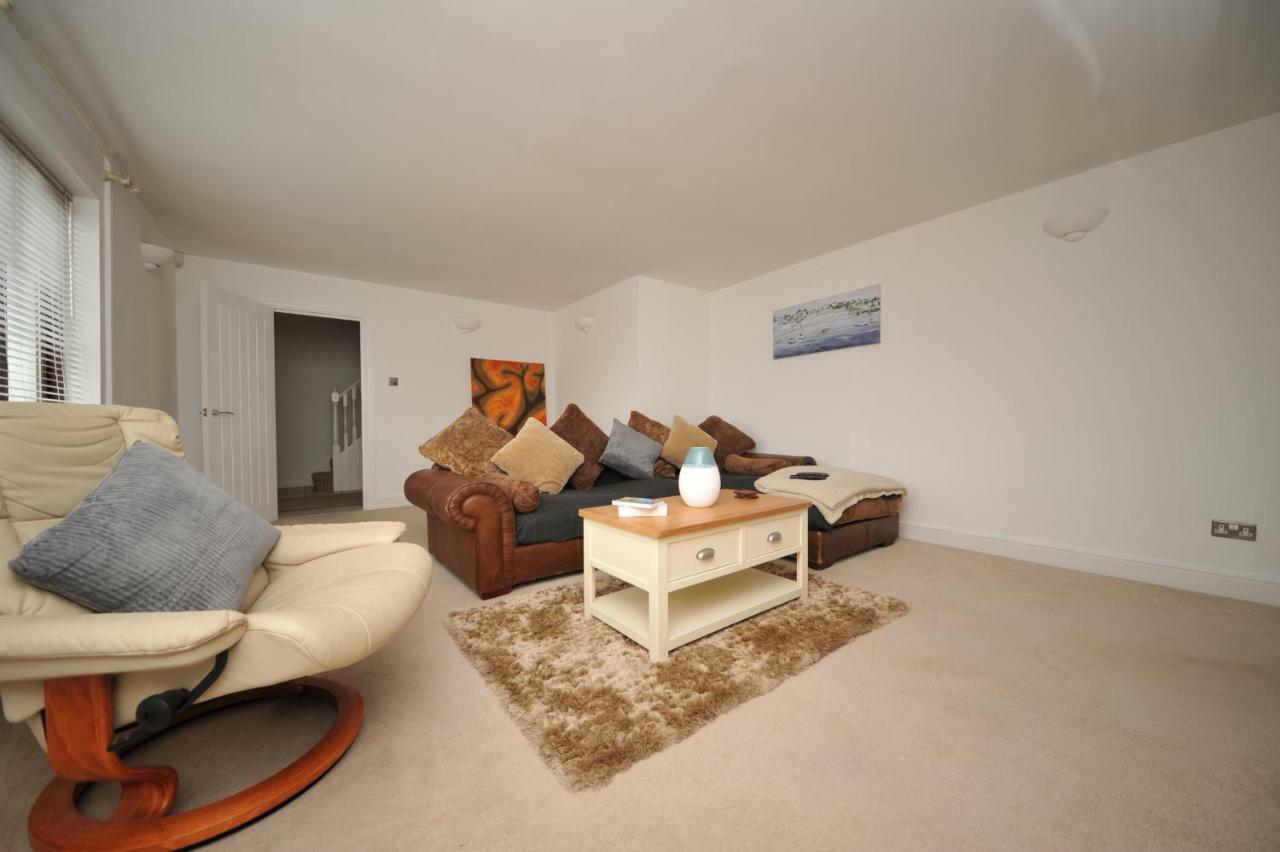The Manse 6 Bedroom Holiday *