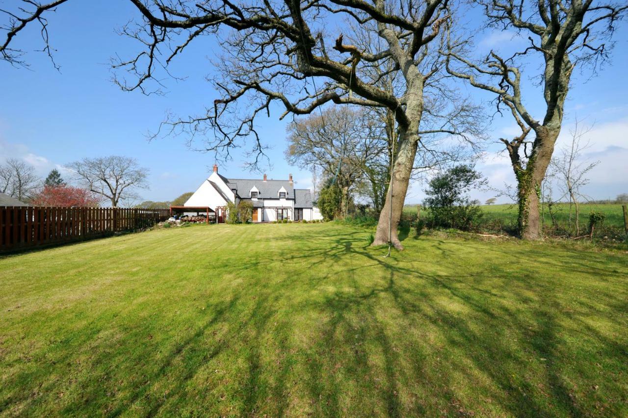 Holiday home The Manse 6 Bedroom Holiday Swansea