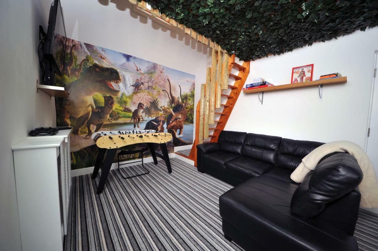 Holiday home The Manse 6 Bedroom Holiday Swansea