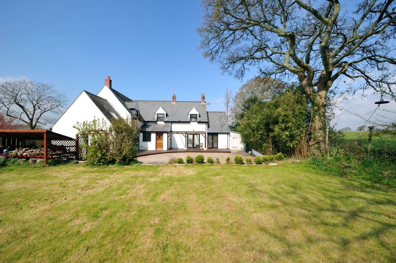 The Manse 6 Bedroom Holiday